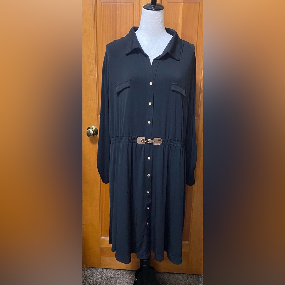 NWT Collared Roll Tab Sleeves Button-Down Dress - Picture 2 of 6